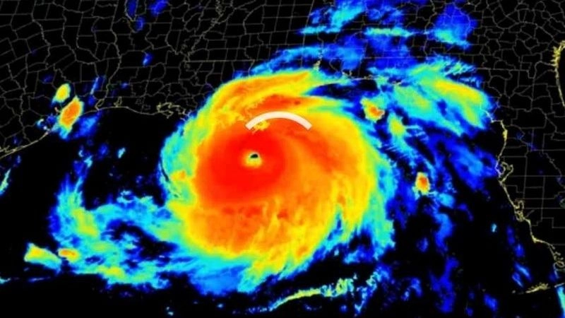 Áp suất khí quyển giảm sâu khi hình thành bão nhiệt đới