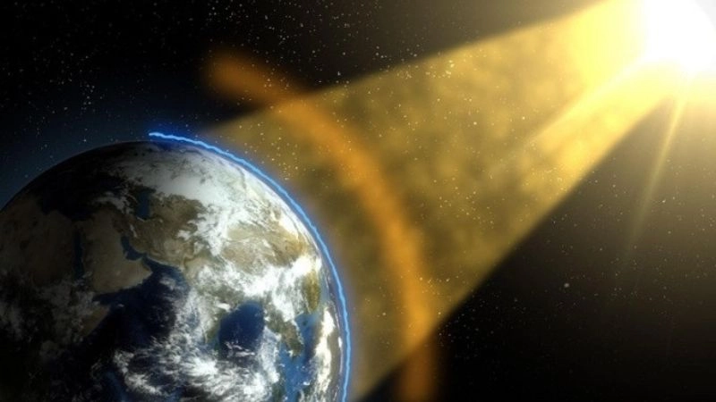 Tia cực tím là thành phần nguy hiểm của bức xạ mặt trời