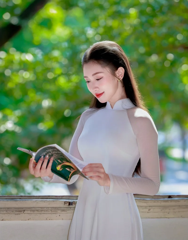 Điện thoại thêm duyên dáng với Ảnh con gái mặc áo dài đẹp