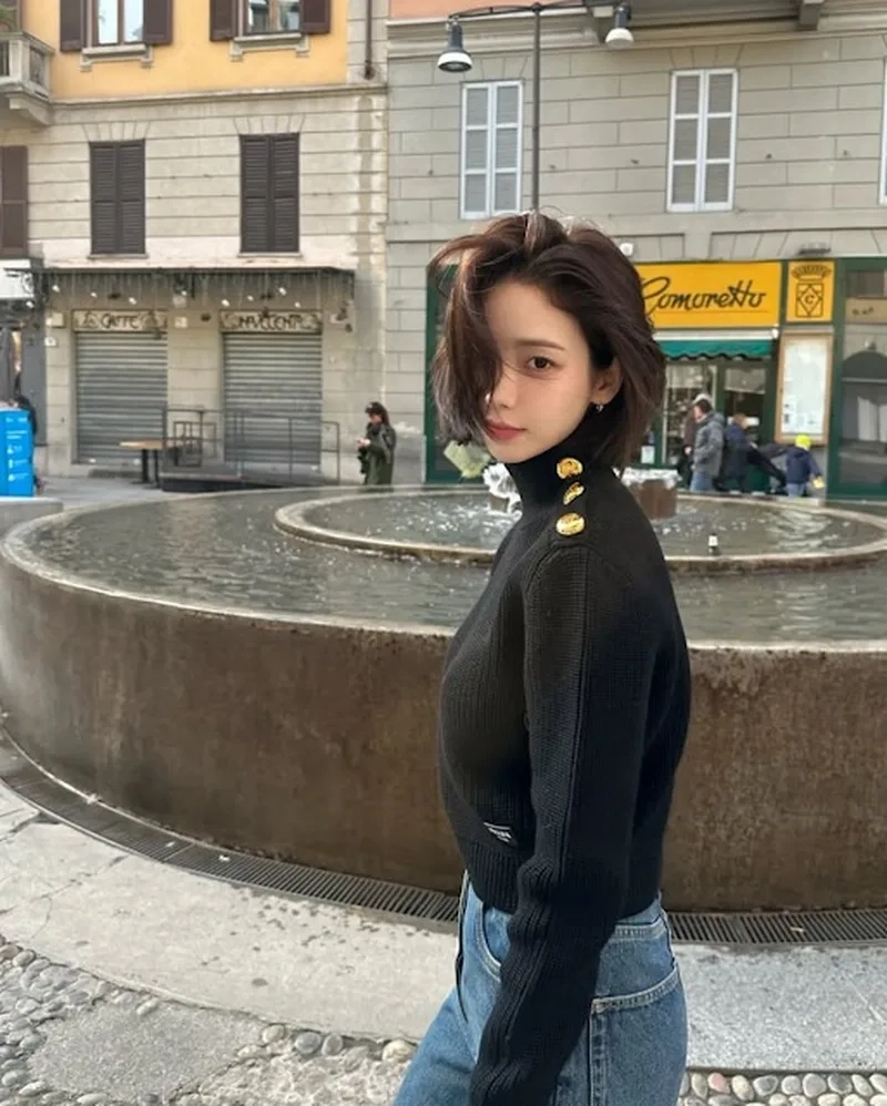 Thêm dễ thương cho avatar với Ảnh gái cute tóc ngắn