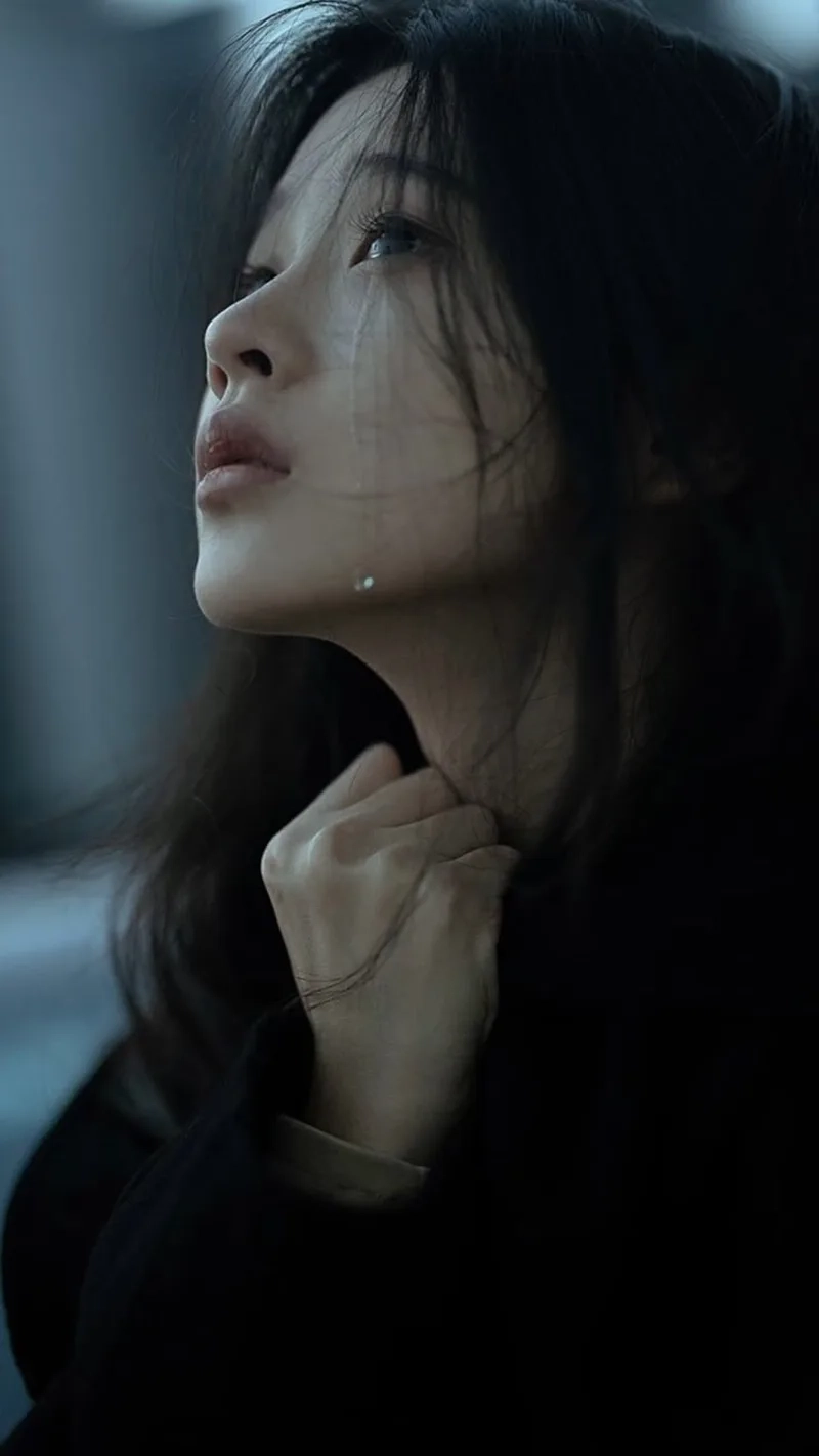 Nỗi buồn sâu lắng với nữ khóc ảnh buồn tâm trạng con gái