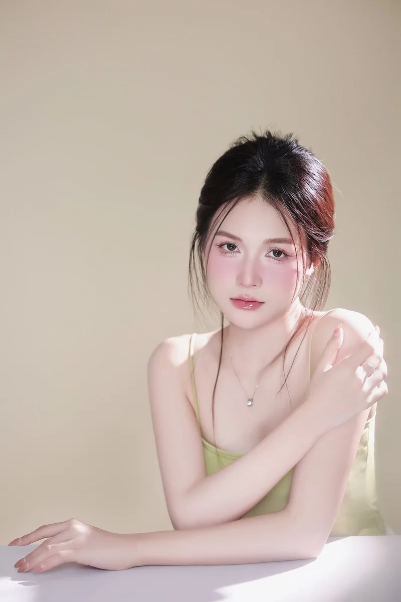 Thêm đáng yêu cho avatar với hình gái xinh dễ thương