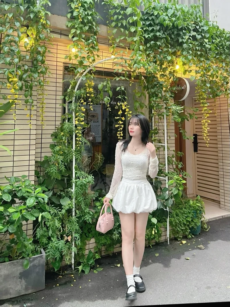 Lưu ngay Hình ảnh gái 2k5 dễ thương nhất cho máy tính đáng yêu tuyệt đối