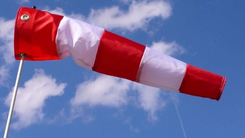 Hướng gió là phương chiều di chuyển chính của luồng khí