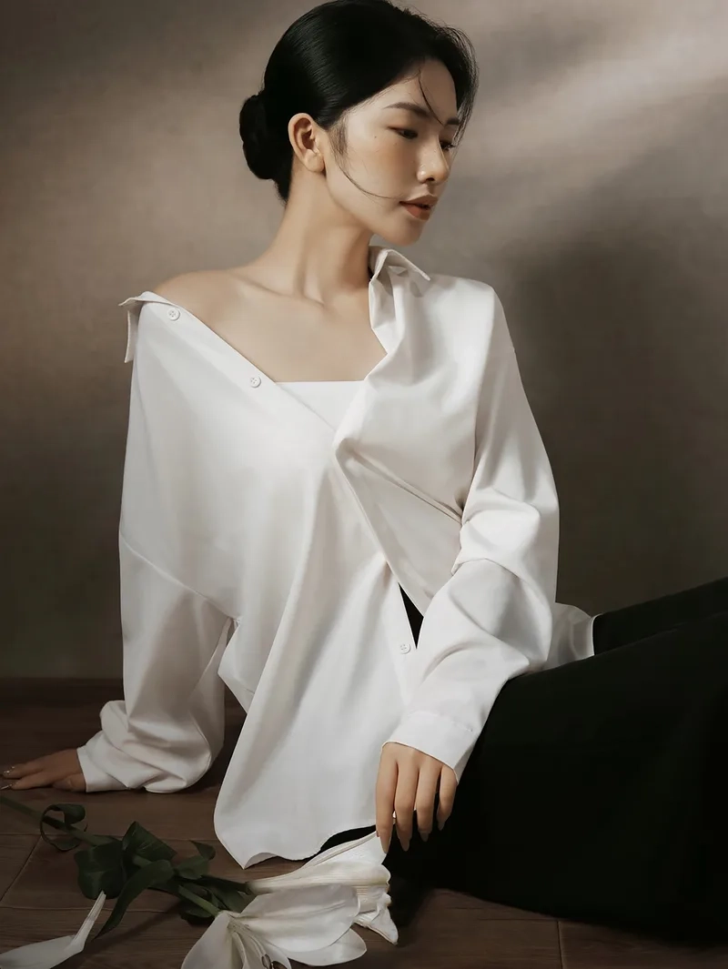 Tạo ấn tượng mạng xã hội với hình ảnh cô gái xinh đẹp