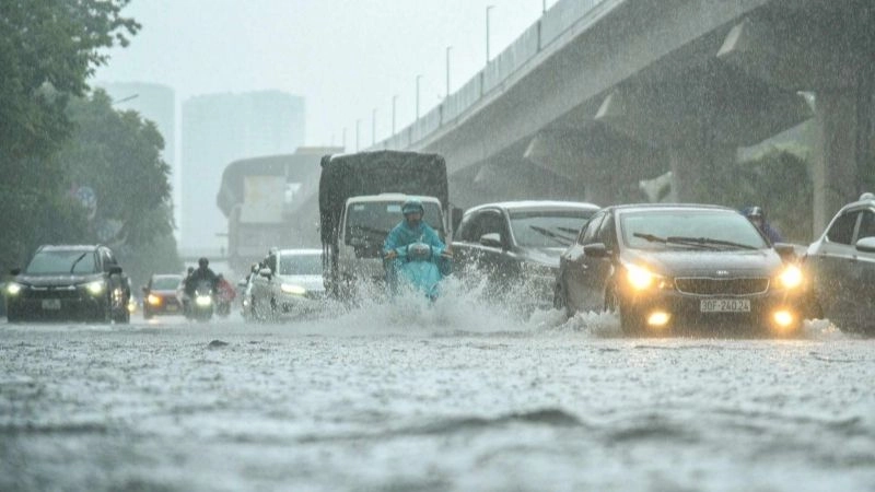 Mưa như trút nước là hiện tượng mưa dày đặc liên tục