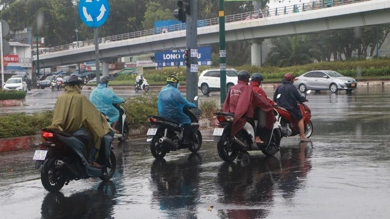 Nhiệt độ thay đổi thất thường khi xảy ra mưa trái mùa