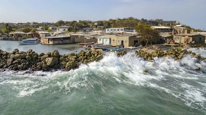 Triều cường kết hợp nước dâng do bão gây ngập sâu