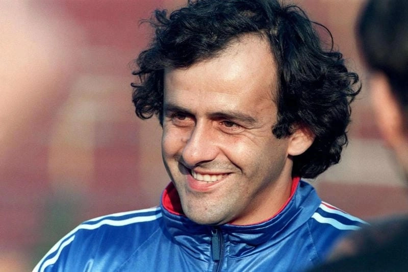 Cuộc Cách Mạng Vị Trí Tiền Vệ Công Từ Platini 