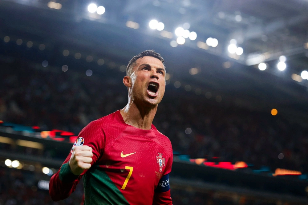 Ronaldo hình nền đẹp phù hợp nhiều thiết bị