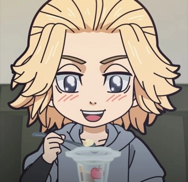 Cute anime Mikey chibi nhìn rất vui mắt