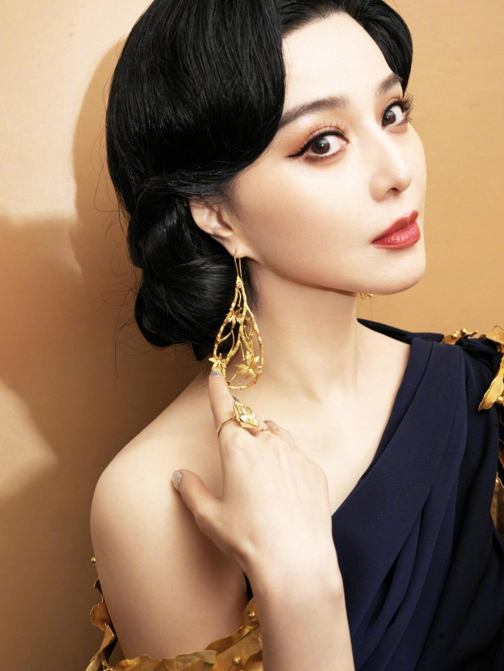 Phạm băng băng sinh năm bao nhiêu là câu hỏi được tìm kiếm nhiều