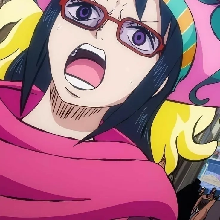 Tashigi mini figure nhỏ gọn và xinh xắn.