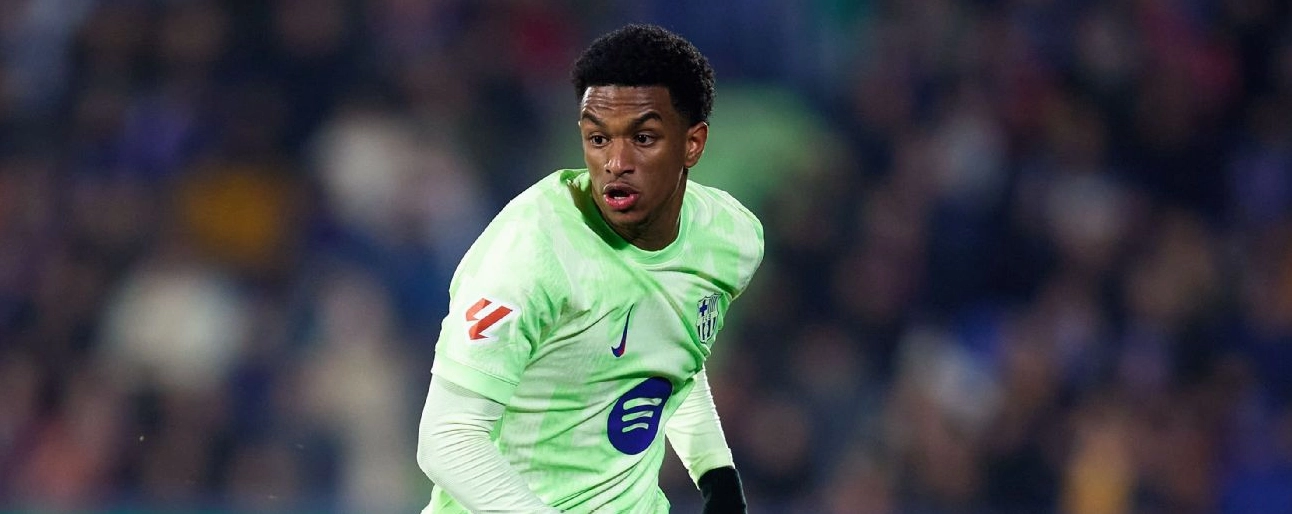 Alejandro Balde có nguy cơ vắng mặt trận chung kết Siêu kinh điển