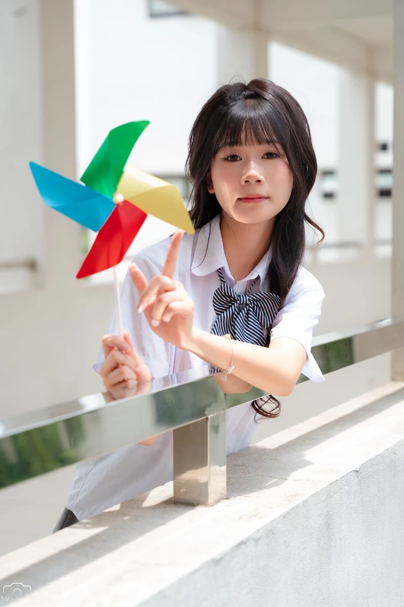 Màn hóa thân gái xinh cosplay học sinh đỉnh nhất năm