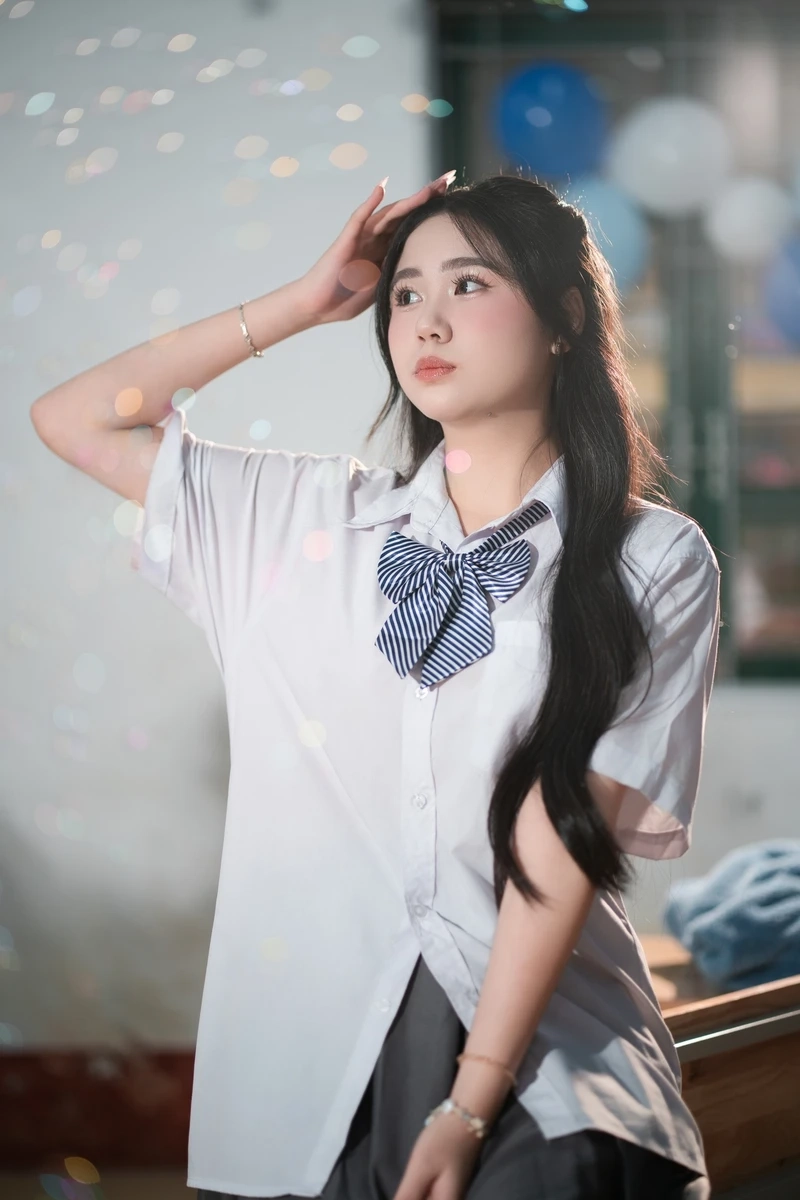 Sức hút khó cưỡng khi gái xinh mặc váy học sinh