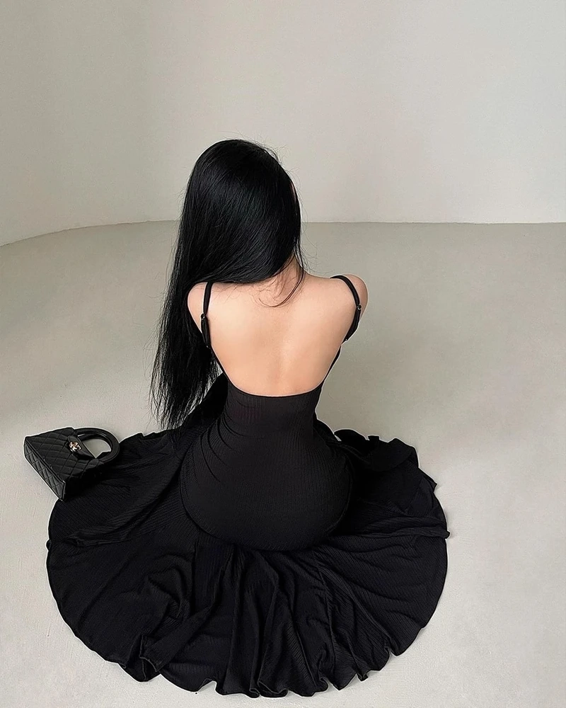 Combo đi biển cực hot cùng Gái xinh mặc váy hở lưng đi biển