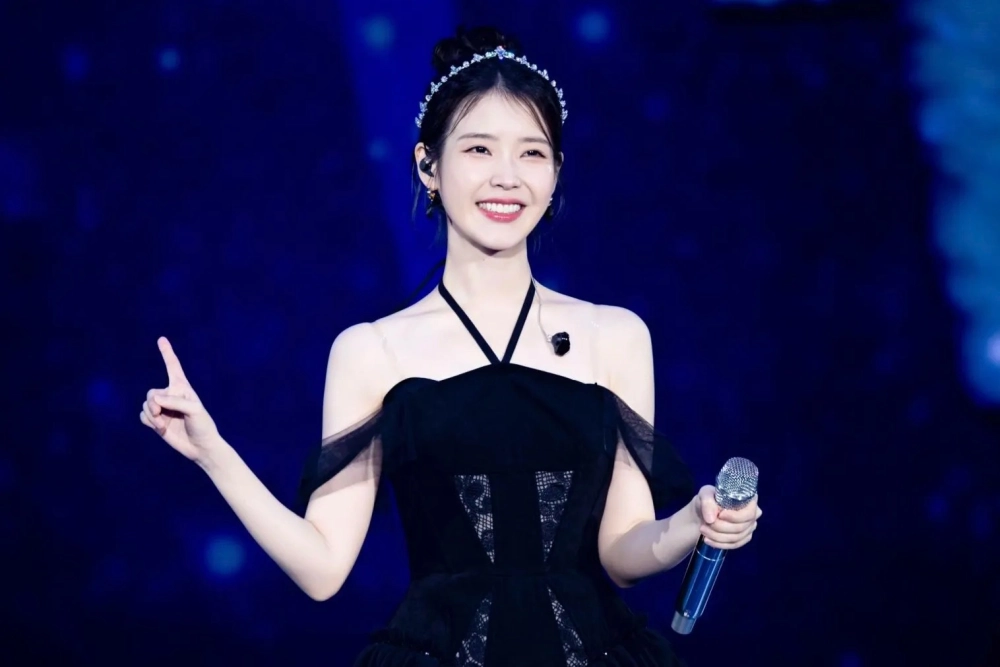 Tổng hợp những bản hit đình đám làm nên tên tuổi của iu nhạc.