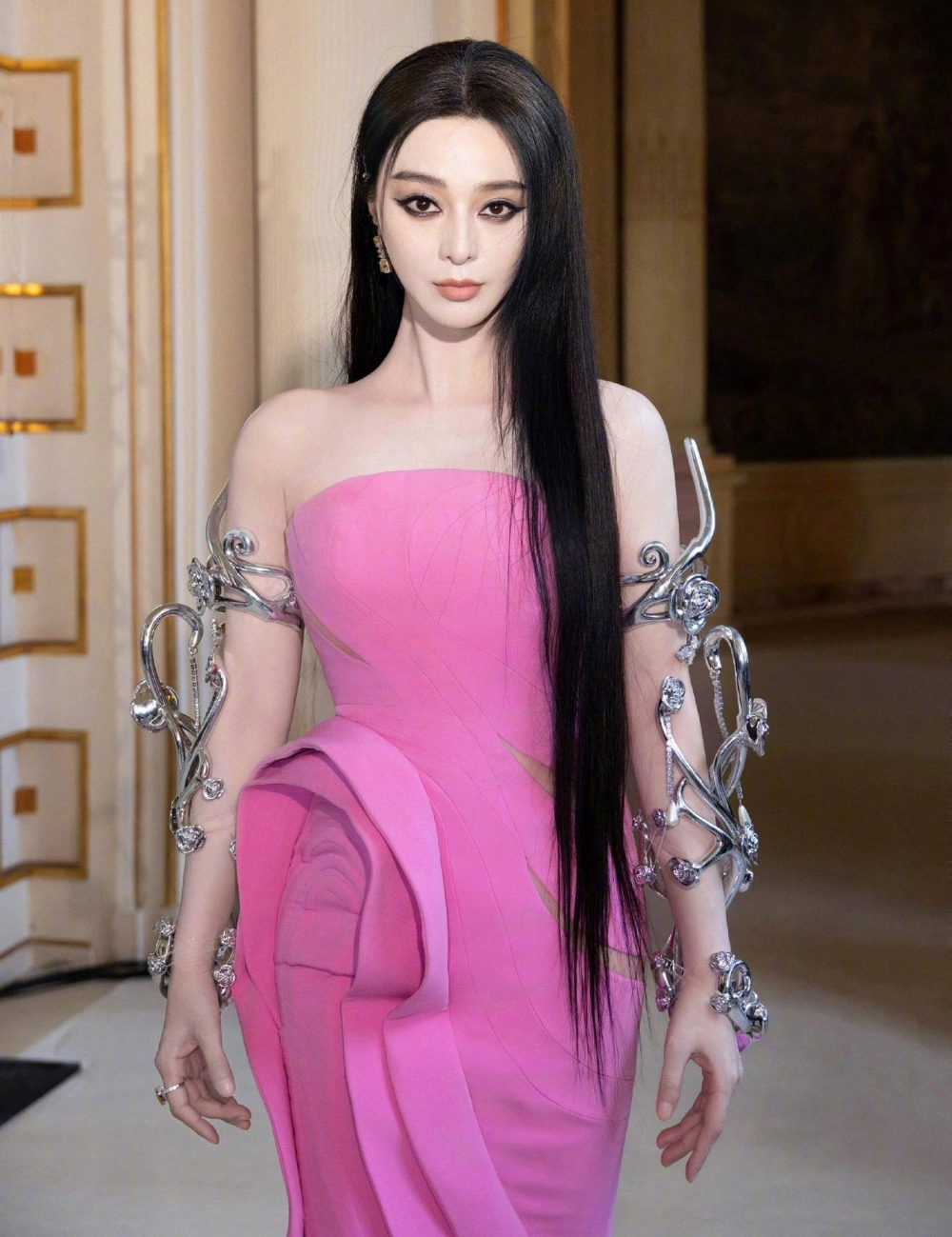 Những tranh cãi và dấu ấn nghệ thuật trong lạc lối ở bắc kinh phạm băng băng.