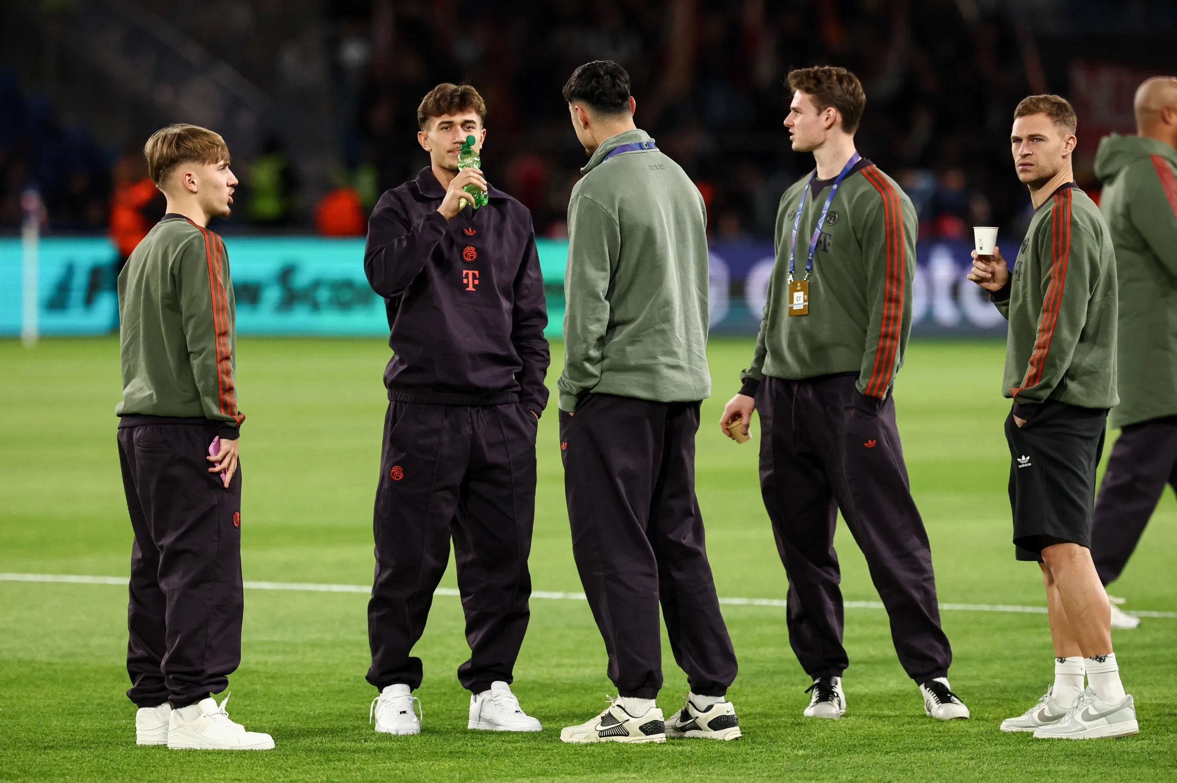 Phân tích Lennart Karl