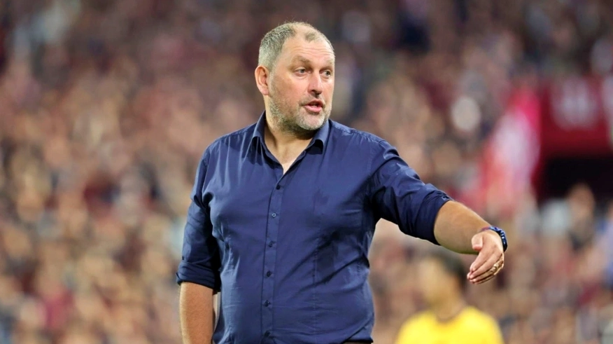 Sự gắn bó của Dion Cools với đội tuyển Malaysia