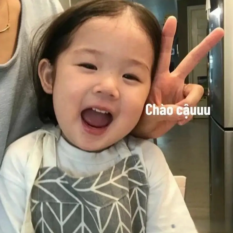 ảnh em bé meme biểu cảm độc đáo