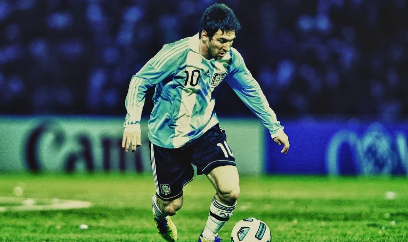 Ảnh nền Messi 4k Argentina trong màu áo đội tuyển quốc gia chất lượng Full HD cho máy tính