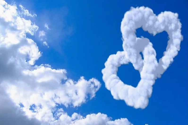 Ảnh nền trái tim đen trắng chất lượng cao mang lại vẻ đẹp tự nhiên