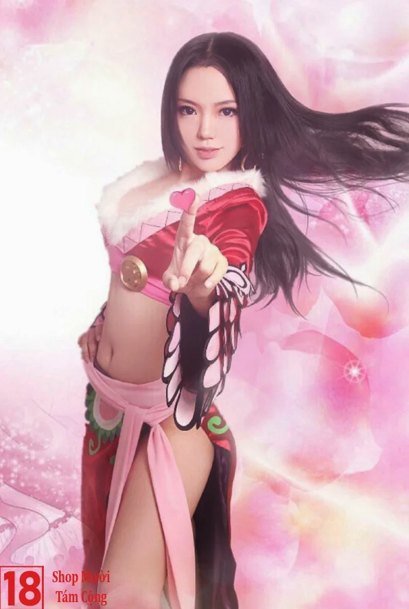 Boa Hancock One Piece với nhan sắc tuyệt trần trong trang phục cosplay