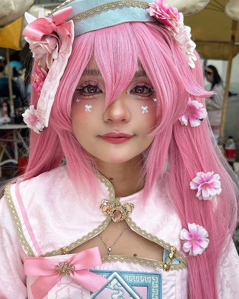 Bức ảnh giải mã sức hút mãnh liệt từ những cô nàng mặc đồ cosplay