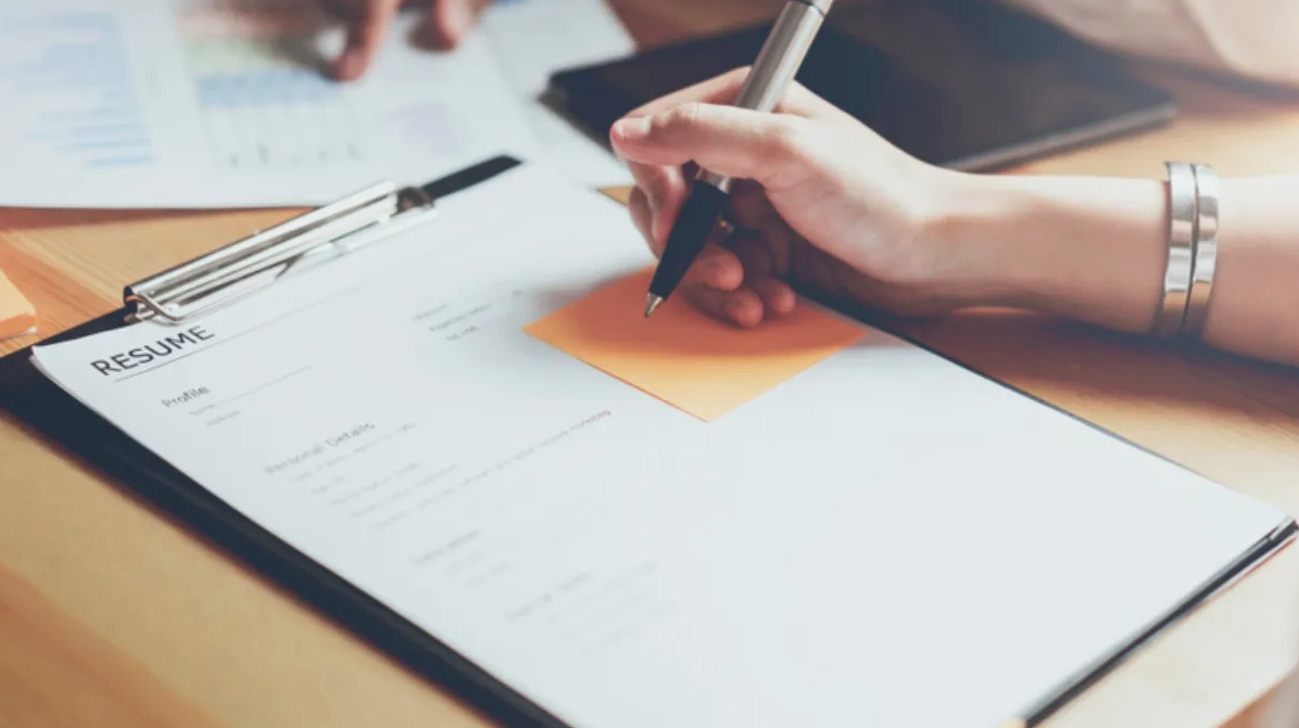 Cách viết mẫu đơn trình báo công an xã