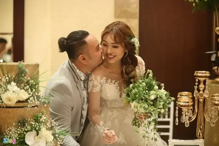 Câu chuyện phía sau ánh hào quang