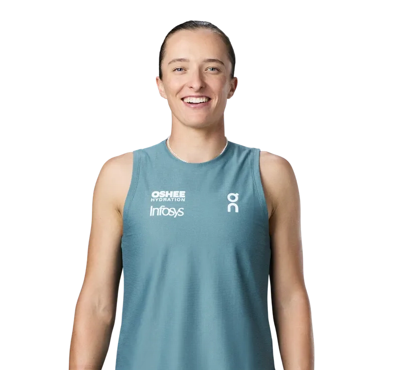 Chân dung tay vợt Iga Swiatek trong trang phục thi đấu chuẩn bị cho mùa giải mới