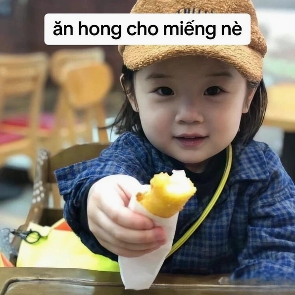 Chết cười với meme há miệng ra đút cho ăn nè full combo