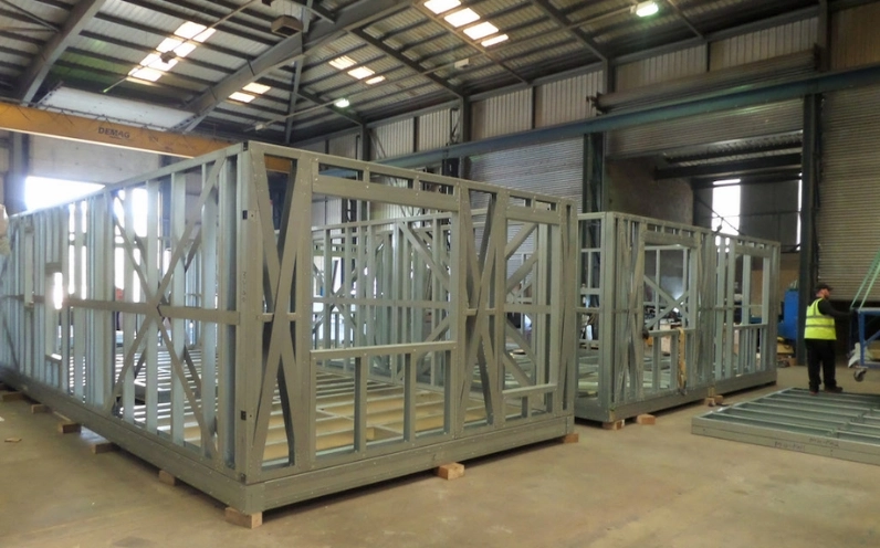 Công tác bảo vệ bề mặt kết cấu thép bằng các loại sơn chuyên dụng