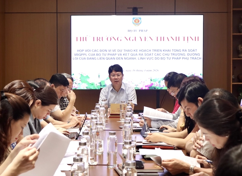 Đổi mới tư duy nâng cao chất lượng tổng rà soát văn bản quy phạm pháp luật