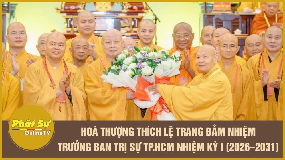 Hình ảnh chư tôn thiền đức lãnh đạo Giáo hội trong một buổi lễ suy cử trọng đại