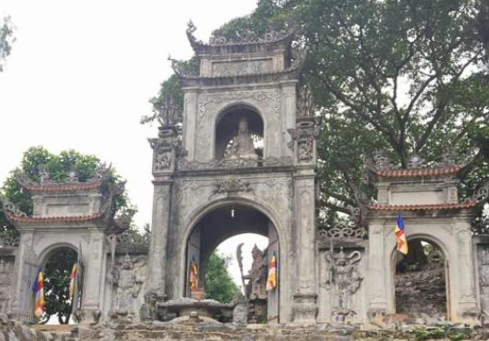 Hình ảnh Chùa Cực Lạc được phục dựng lại trên nền đất cổ kính