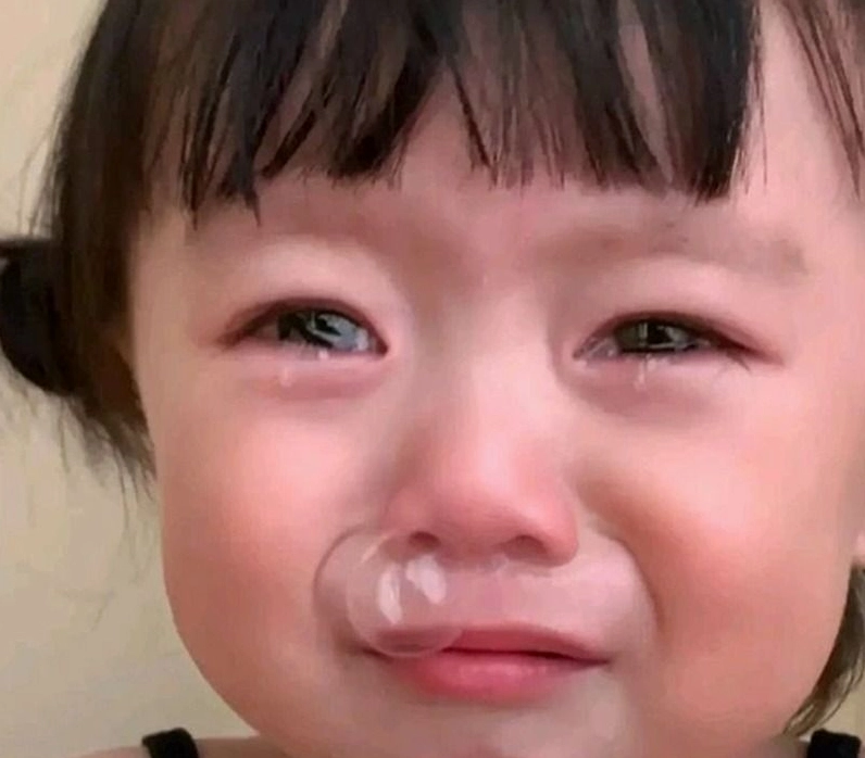 Hình ảnh cố lên meme em bé