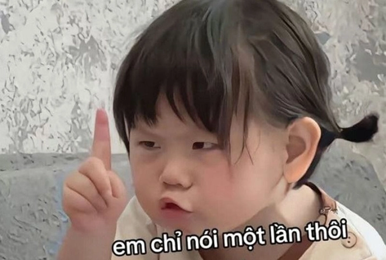 Hình ảnh cố lên meme em bé