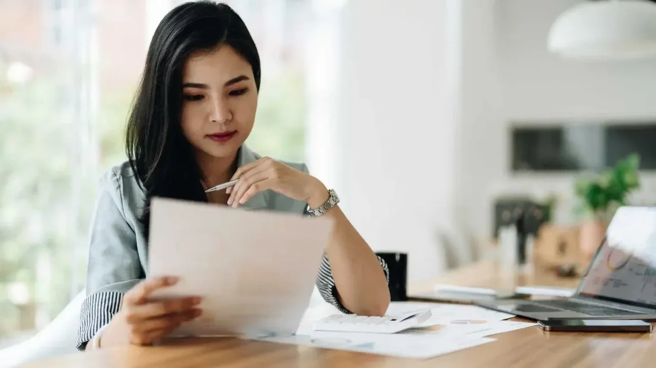 Hình ảnh diễn giải giáo vụ là gì