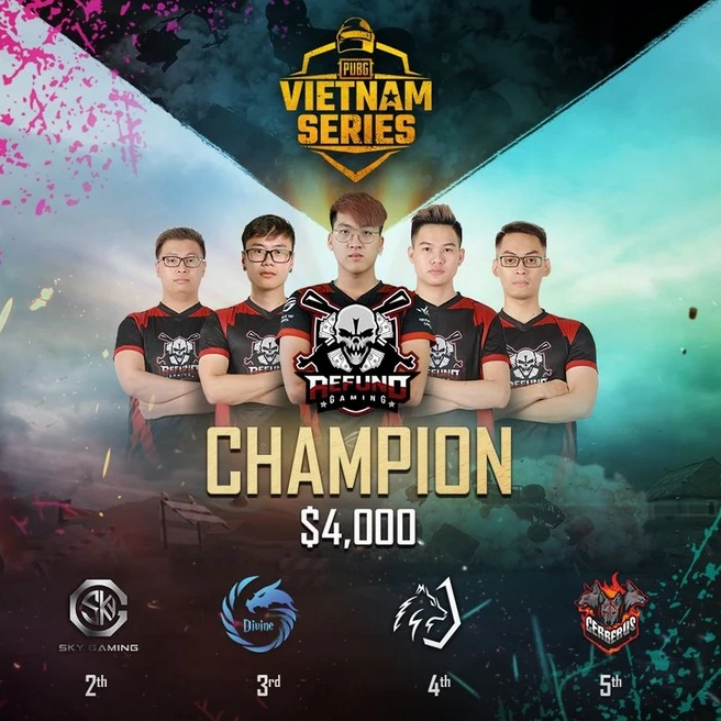 Hình nền Độ Mixi và anh em Refund Gaming trong chuyến đi chơi dã ngoại