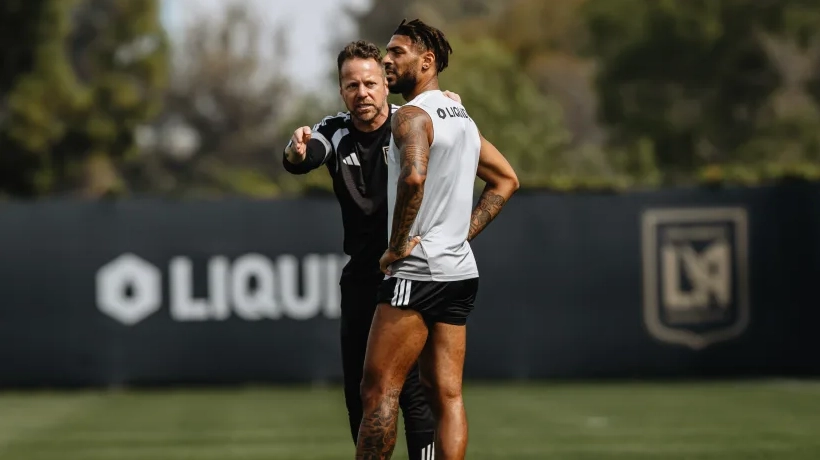 Hugo Lloris miệt mài trên sân tập LAFC năm 2026