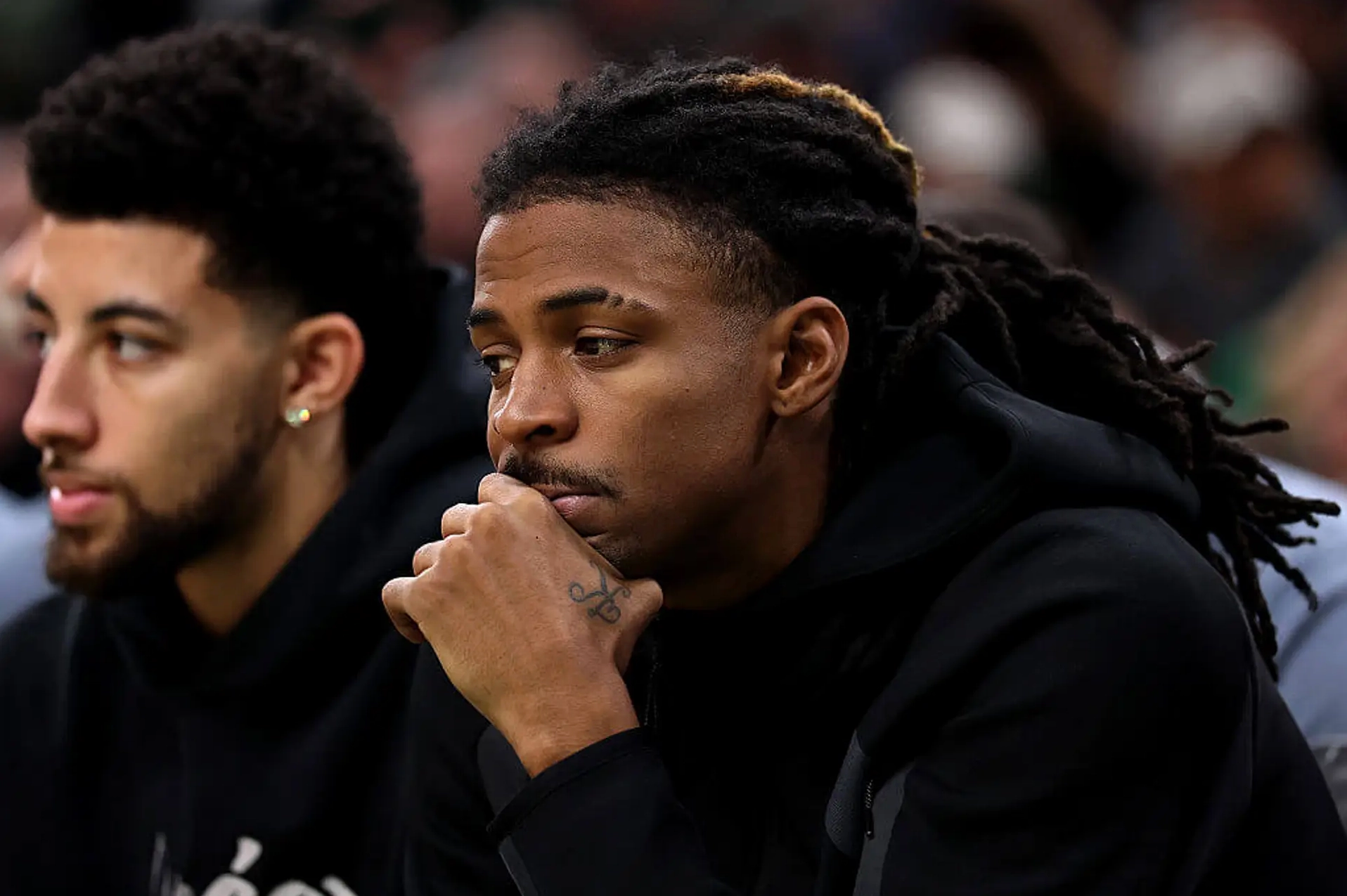 Ja Morant chính thức phải nghỉ thi đấu phần còn lại của mùa giải do phải tiêm điều trị khuỷu tay trái