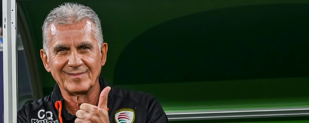 Khoảnh khắc Michael Ballack chỉ đạo đồng đội