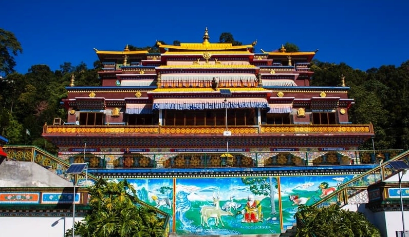 Không gian sinh hoạt và tu tập của các chư tăng bên trong khuôn viên tự viện