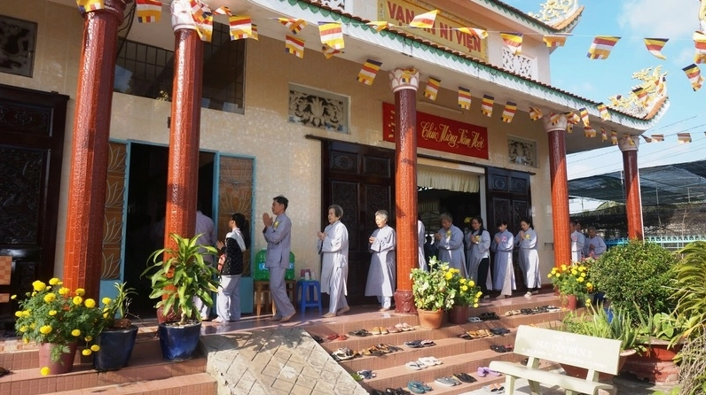 Khung cảnh bình yên và cổ kính tại Tổ Đình Kim Cang Long An