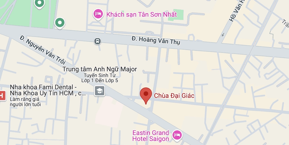 Khung cảnh Chùa Đại Giác tọa lạc trang nghiêm trên mặt đường Nguyễn Văn Trỗi
