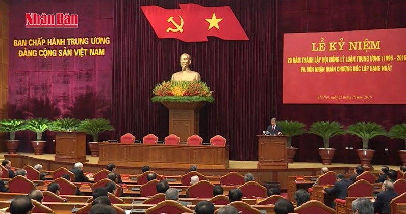 Kỷ niệm 20 năm thành lập Hội đồng Lý luận Trung ương