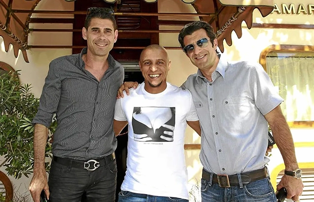 Luís Figo và các đồng đội Galacticos huyền thoại tại sân Bernabeu